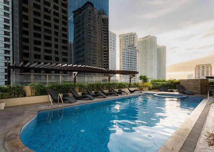 Tranquil Greenbelt Makati - Free Pool Access *